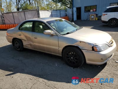Czwarte zdjęcie samochodu z boku: 2000 ACURA 3.2TL VIN:19UUA5672YA018524 - miniatura