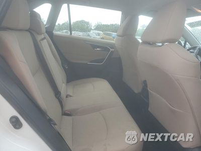Zdjęcie 11 z 16 samochodu: 2021 TOYOTA RAV4 XLE VIN:2T3W1RFV1MC168148 - miniatura