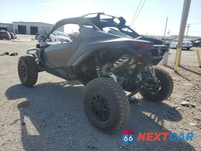 Trzecie zdjęcie samochodu z tyłu: 2024 CAN-AM MAVERICK R X RS VIN:3JB8XAT42RE004075 - miniatura