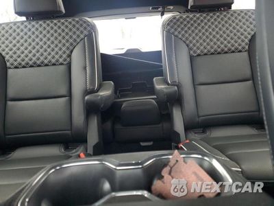 Zdjęcie 10 z 13 samochodu: 2024 GMC ACADIA DENALI VIN:1GKENLKS6RJ157129 - miniatura