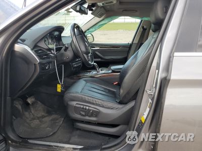 Zdjęcie 7 z 15 samochodu: 2015 BMW X5 XDRIVE35I VIN:5UXKR0C5XF0P15932 - miniatura