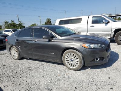 Czwarte zdjęcie samochodu z boku: 2015 FORD FUSION SE HYBRID VIN:3FA6P0LU4FR177959 - miniatura
