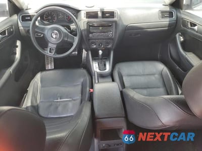 Zdjęcie 8 z 12 samochodu: 2014 VOLKSWAGEN JETTA SE VIN:3VWD17AJ6EM265473 - miniatura