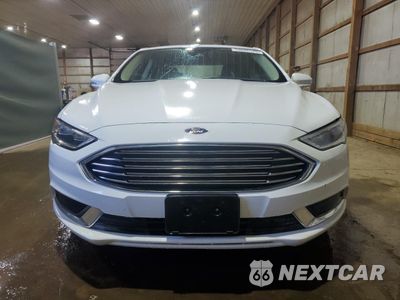 Piąte zdjęcie samochodu w środku: 2018 FORD FUSION SE HYBRID VIN:3FA6P0LU4JR171720 - miniatura
