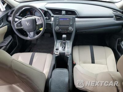Zdjęcie 8 z 12 samochodu: 2016 HONDA CIVIC LX VIN:19XFC2F59GE247339 - miniatura