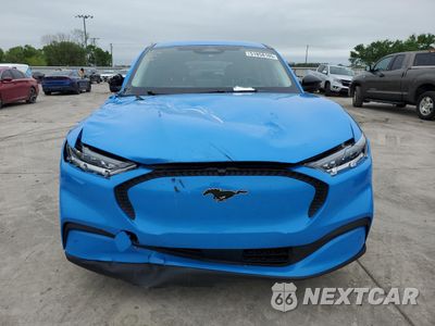 Piąte zdjęcie samochodu w środku: 2023 FORD MUSTANG MACH-E SELECT VIN:3FMTK1R44PMA65455 - miniatura
