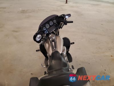 Zdjęcie 6 z 10 samochodu: 2018 HARLEY-DAVIDSON FLHTK ULTRA LIMITED VIN:1HD1KED19JB668205 - miniatura