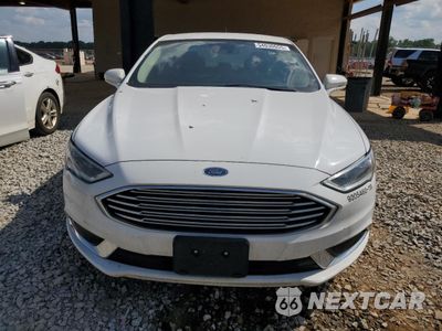 Piąte zdjęcie samochodu w środku: 2018 FORD FUSION SE HYBRID VIN:3FA6P0LU6JR129940 - miniatura