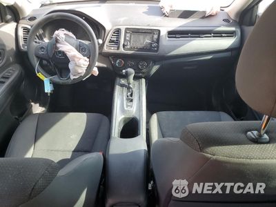 Zdjęcie 8 z 16 samochodu: 2021 HONDA HR-V LX VIN:3CZRU5H30MM716661 - miniatura