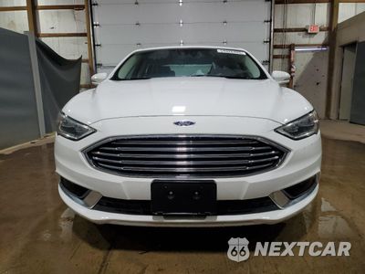 Piąte zdjęcie samochodu w środku: 2018 FORD FUSION SE HYBRID VIN:3FA6P0LU4JR172043 - miniatura