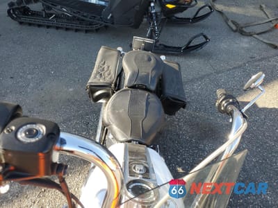 Piąte zdjęcie samochodu w środku: 2005 HARLEY-DAVIDSON FLSTFI VIN:1HD1BXB1X5Y031468 - miniatura