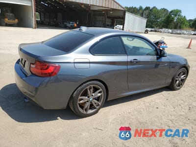 Trzecie zdjęcie samochodu z tyłu: 2016 BMW M235XI VIN:WBA1J9C59GV696185 - miniatura