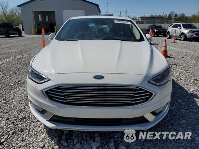 Piąte zdjęcie samochodu w środku: 2017 FORD FUSION SE HYBRID VIN:3FA6P0LU8HR359635 - miniatura