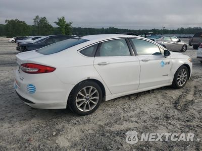 Trzecie zdjęcie samochodu z tyłu: 2017 FORD FUSION SE HYBRID VIN:3FA6P0LU7HR409618 - miniatura