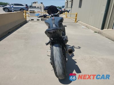 Czwarte zdjęcie samochodu z boku: 2021 YAMAHA MT09 VIN:JYARN71E0MA000782 - miniatura