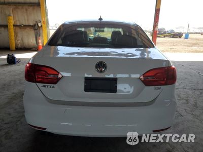 Zdjęcie 6 z 12 samochodu: 2014 VOLKSWAGEN JETTA TDI VIN:3VWLL7AJ4EM383768 - miniatura