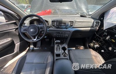 Zdjęcie 9 z 11 samochodu: 2017 KIA SPORTAGE LX VIN:KNDPMCAC6H7079335 - miniatura