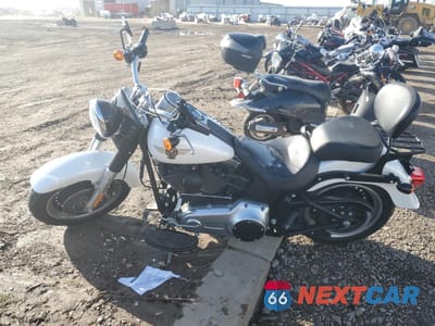 Trzecie zdjęcie samochodu z tyłu: 2011 HARLEY-DAVIDSON FLSTFB VIN:1HD1JN51XBB038115 - miniatura