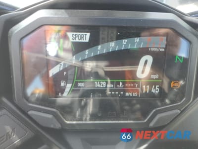 Zdjęcie 7 z 10 samochodu: 2024 KAWASAKI ZX400 P VIN:ML5ZXCP15RDA25790 - miniatura