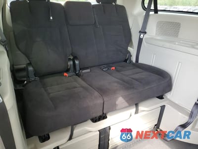 Zdjęcie 11 z 15 samochodu: 2014 DODGE GRAND CARAVAN SXT VIN:2C4RDGCG2ER390304 - miniatura