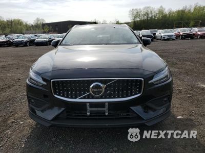 Piąte zdjęcie samochodu w środku: 2024 VOLVO V60 CROSS COUNTRY PLUS VIN:YV4L12WY5R2137629 - miniatura