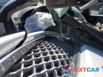 Zdjęcie 8 z 12 samochodu: 2015 JAGUAR XK VIN:SAJWA4FB5FLB55131 - miniatura