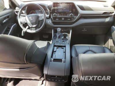 Zdjęcie 8 z 16 samochodu: 2021 TOYOTA HIGHLANDER XLE VIN:5TDGZRBH2MS529769 - miniatura