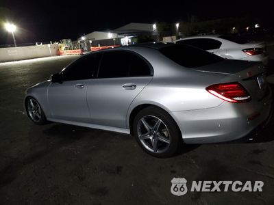 Drugie zdjęcie samochodu z przodu: 2017 MERCEDES-BENZ E 300 VIN:WDDZF4JB2HA015446 - miniatura