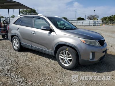 Czwarte zdjęcie samochodu z boku: 2014 KIA SORENTO LX VIN:5XYKTCA63EG451378 - miniatura