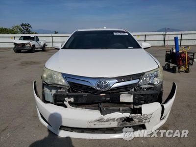 Piąte zdjęcie samochodu w środku: 2014 TOYOTA CAMRY L VIN:4T4BF1FK2ER431379 - miniatura