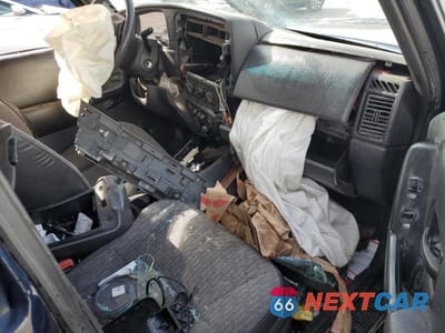 Zdjęcie 8 z 13 samochodu: 2000 JEEP CHEROKEE SPORT VIN:1J4FF48S9YL136850 - miniatura