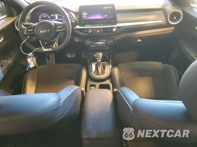 Zdjęcie 8 z 14 samochodu: 2024 KIA FORTE GT LINE VIN:3KPF54AD6RE752455 - miniatura