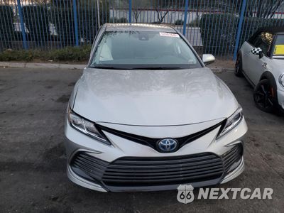 Piąte zdjęcie samochodu w środku: 2023 TOYOTA CAMRY LE VIN:4T1C31AK8PU613587 - miniatura
