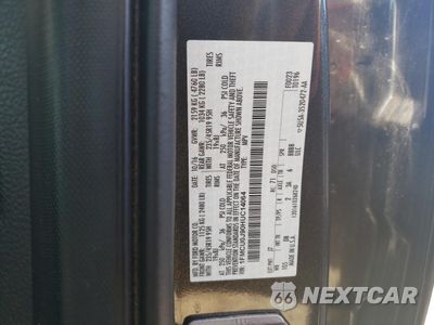 Zdjęcie 13 z 13 samochodu: 2017 FORD ESCAPE TITANIUM VIN:1FMCU0J90HUC14064 - miniatura