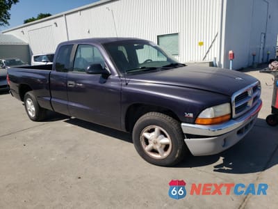 Czwarte zdjęcie samochodu z boku: 1998 DODGE DAKOTA VIN:1B7GL22X3WS672045 - miniatura