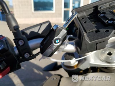 Zdjęcie 8 z 10 samochodu: 2020 BMW R 1250 R VIN:WB10J7301LZG71047 - miniatura