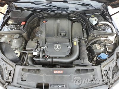 Zdjęcie 11 z 12 samochodu: 2014 MERCEDES-BENZ C 250 VIN:WDDGF4HBXEA958726 - miniatura