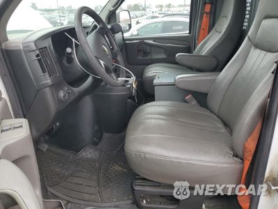 Zdjęcie 7 z 13 samochodu: 2015 CHEVROLET EXPRESS G2500 VIN:1GCWGFCF7F1129591 - miniatura