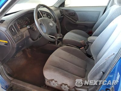 Zdjęcie 7 z 12 samochodu: 2004 HYUNDAI ELANTRA GLS VIN:KMHDN46DX4U832685 - miniatura