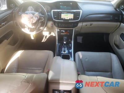 Zdjęcie 8 z 13 samochodu: 2017 HONDA ACCORD TOURING VIN:1HGCR3F90HA035543 - miniatura