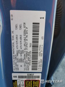 Zdjęcie 12 z 13 samochodu: 2020 TOYOTA TUNDRA CREWMAX SR5 VIN:5TFDY5F17LX917259 - miniatura
