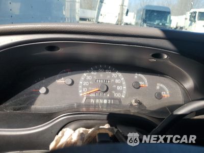 Zdjęcie 9 z 12 samochodu: 2001 FORD ECONOLINE E350 SUPER DUTY VAN VIN:1FTSE34L91HA90400 - miniatura