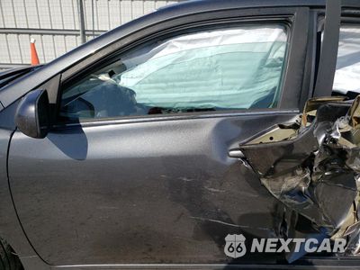 Zdjęcie 7 z 12 samochodu: 2013 TOYOTA COROLLA BASE VIN:2T1BU4EE1DC084768 - miniatura
