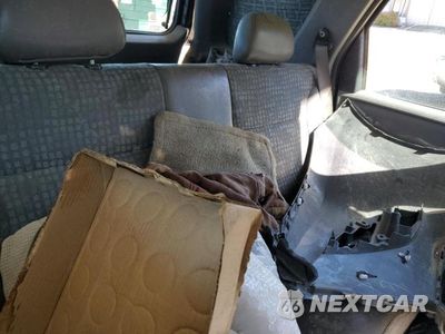 Zdjęcie 10 z 12 samochodu: 2002 FORD ESCAPE XLS VIN:1FMYU01162KB00170 - miniatura