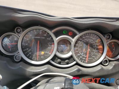 Zdjęcie 7 z 9 samochodu: 2018 SUZUKI GSX1300 RA VIN:JS1GX72B8J2100090 - miniatura