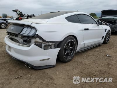 Trzecie zdjęcie samochodu z tyłu: 2016 FORD MUSTANG GT VIN:1FA6P8CF3G5226461 - miniatura