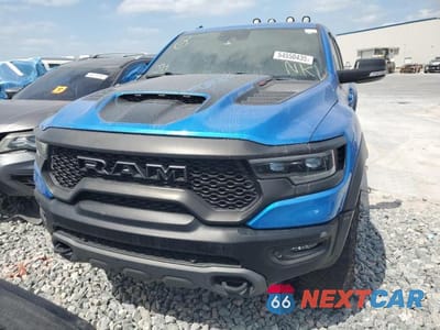 Piąte zdjęcie samochodu w środku: 2021 RAM 1500 TRX VIN:1C6SRFU94MN905965 - miniatura