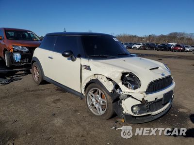 Czwarte zdjęcie samochodu z boku: 2007 MINI COOPER S VIN:WMWMF73577TT86065 - miniatura