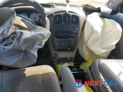 Zdjęcie 8 z 13 samochodu: 2002 DODGE GRAND CARAVAN SPORT VIN:2B4GP44312R671947 - miniatura