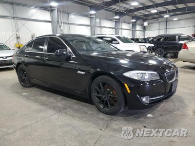 Czwarte zdjęcie samochodu z boku: 2013 BMW 528 XI VIN:WBAXH5C55DD106953 - miniatura